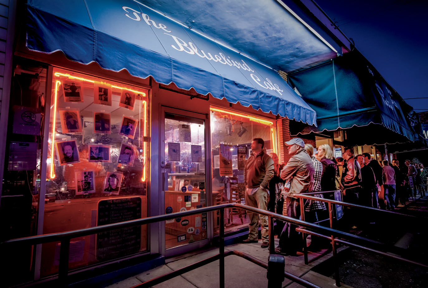 The front entrance of the Blue Bird Cafe in Nashville Tennessee