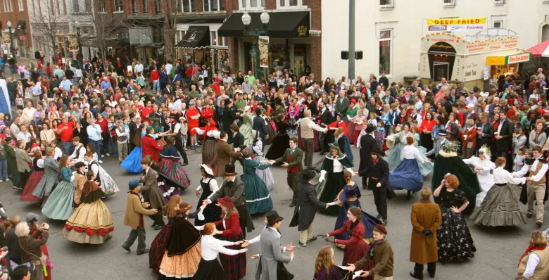 Franklin Christmas event, Dickens of a Christmas