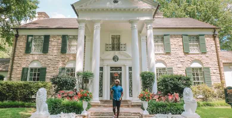The front entrance of Graceland, Elvis Presley's home in Memphis, Tennessee