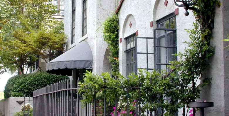 Rembrandt's Coffee House, Chattanooga