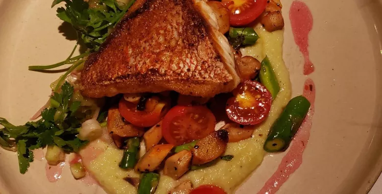 Fine Southern dining at Lonesome Dove in Knoxville