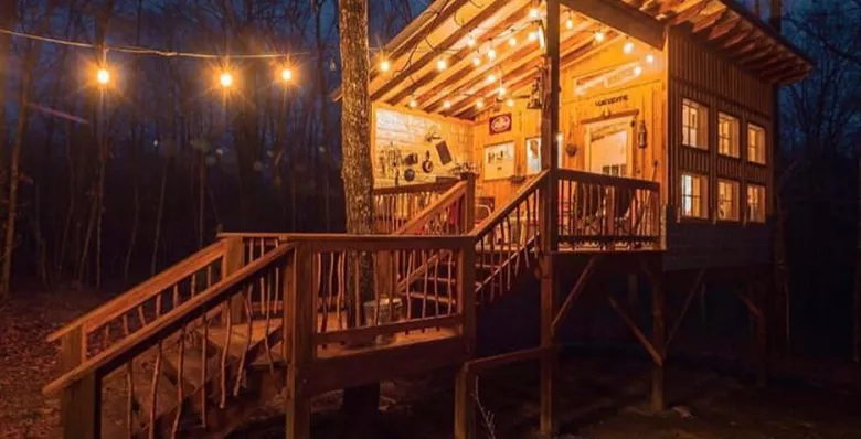 Glamping cabin at Deer Camp in Dunlap TN